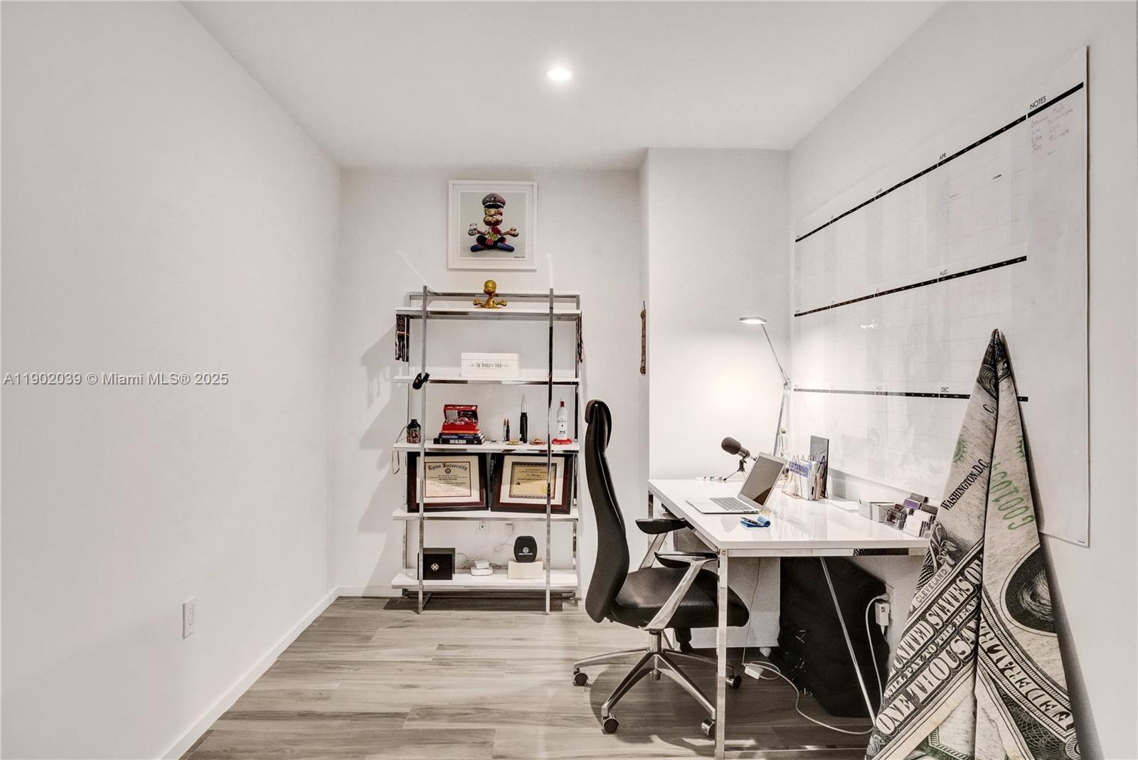 801 SMA RESIDENCES CONDO - Residential Lease