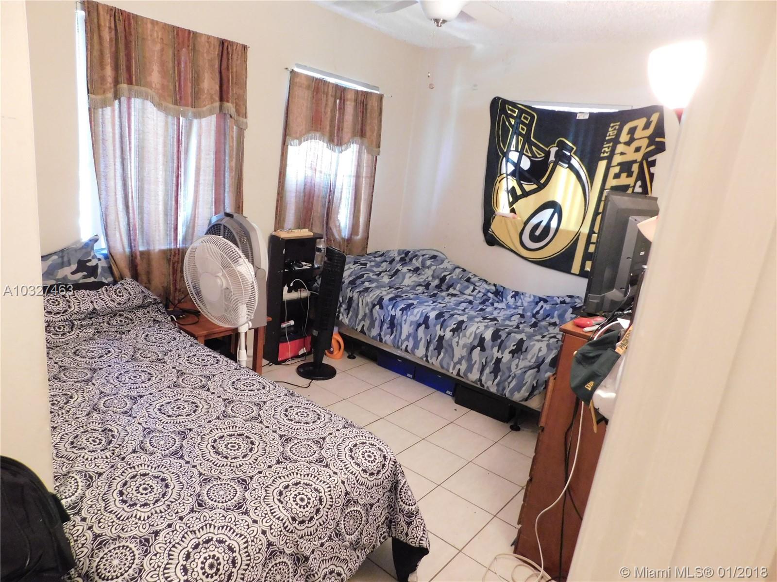 BISCAYNE VILLA HOMES SEC - Residential