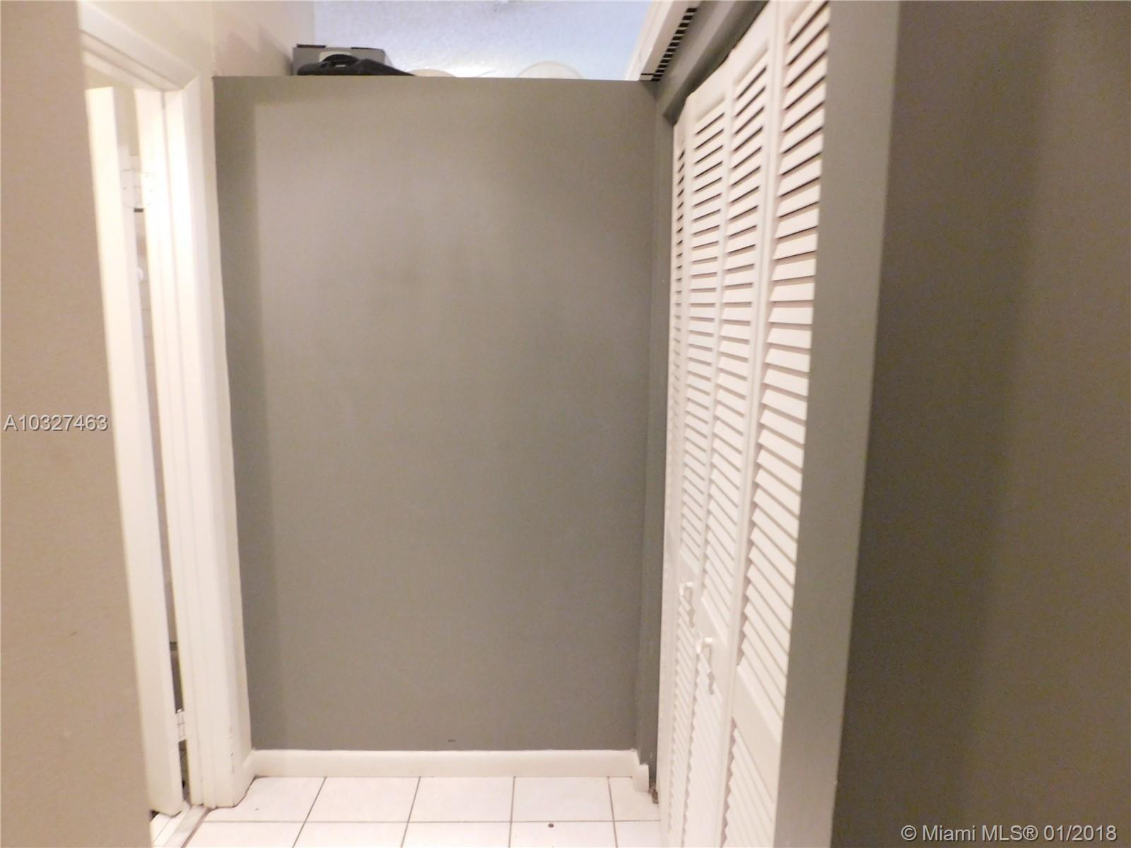 BISCAYNE VILLA HOMES SEC - Residential