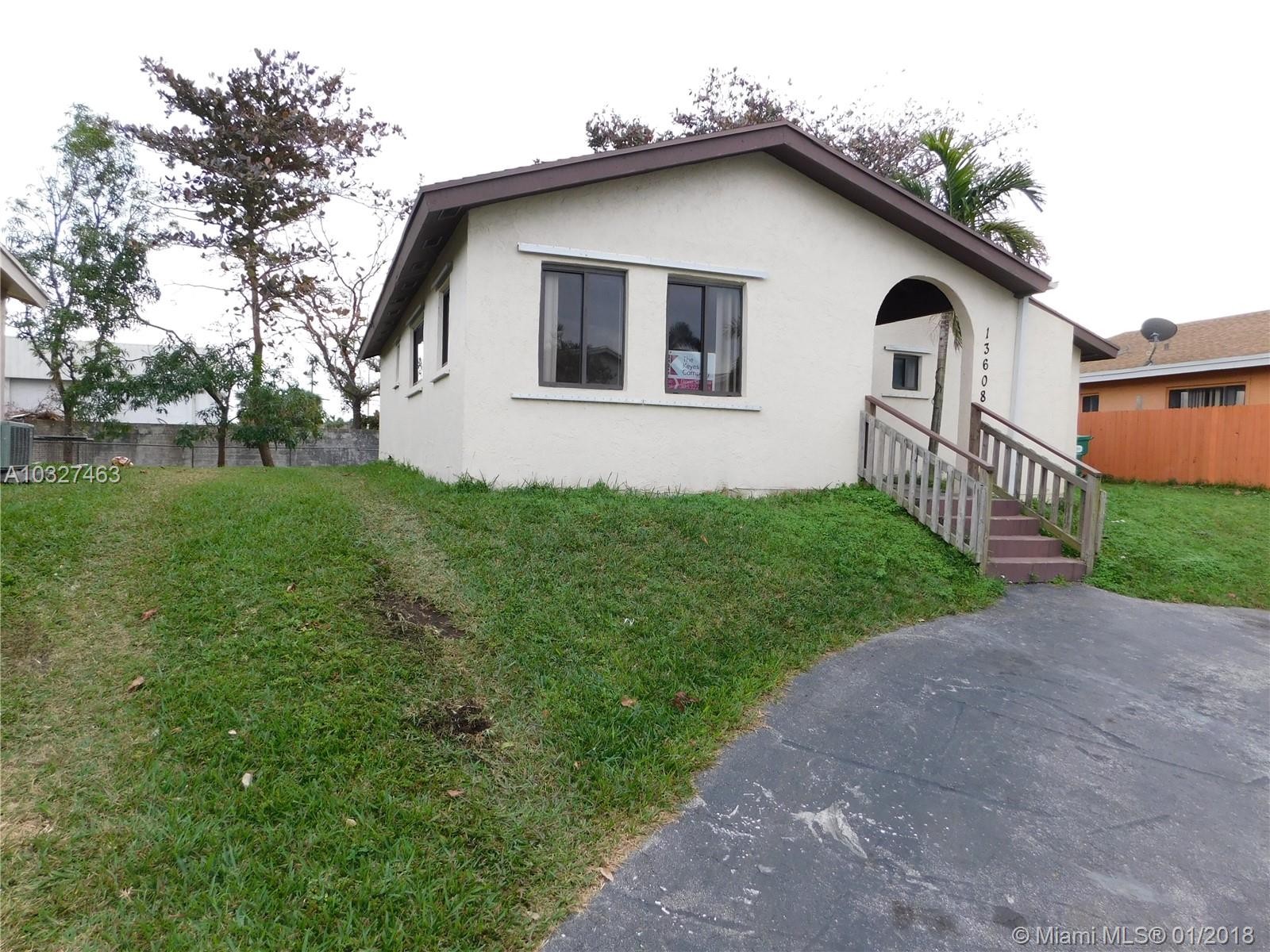 BISCAYNE VILLA HOMES SEC - Residential