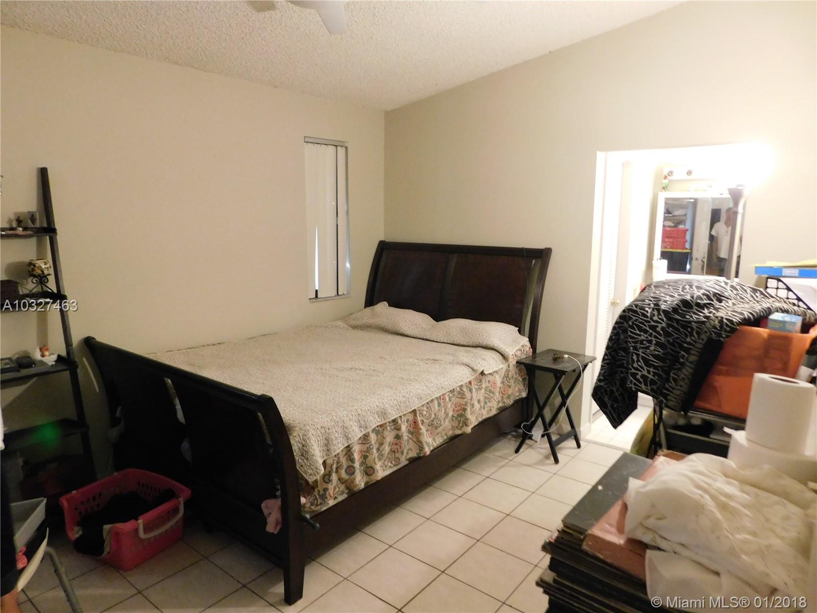 BISCAYNE VILLA HOMES SEC - Residential