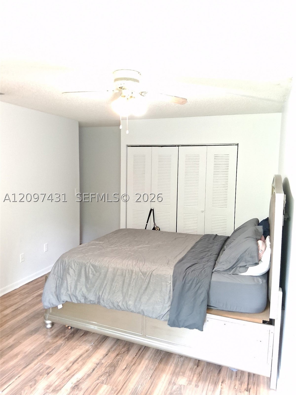 View photos, virtual tours, details... 415 NW 210th St 203