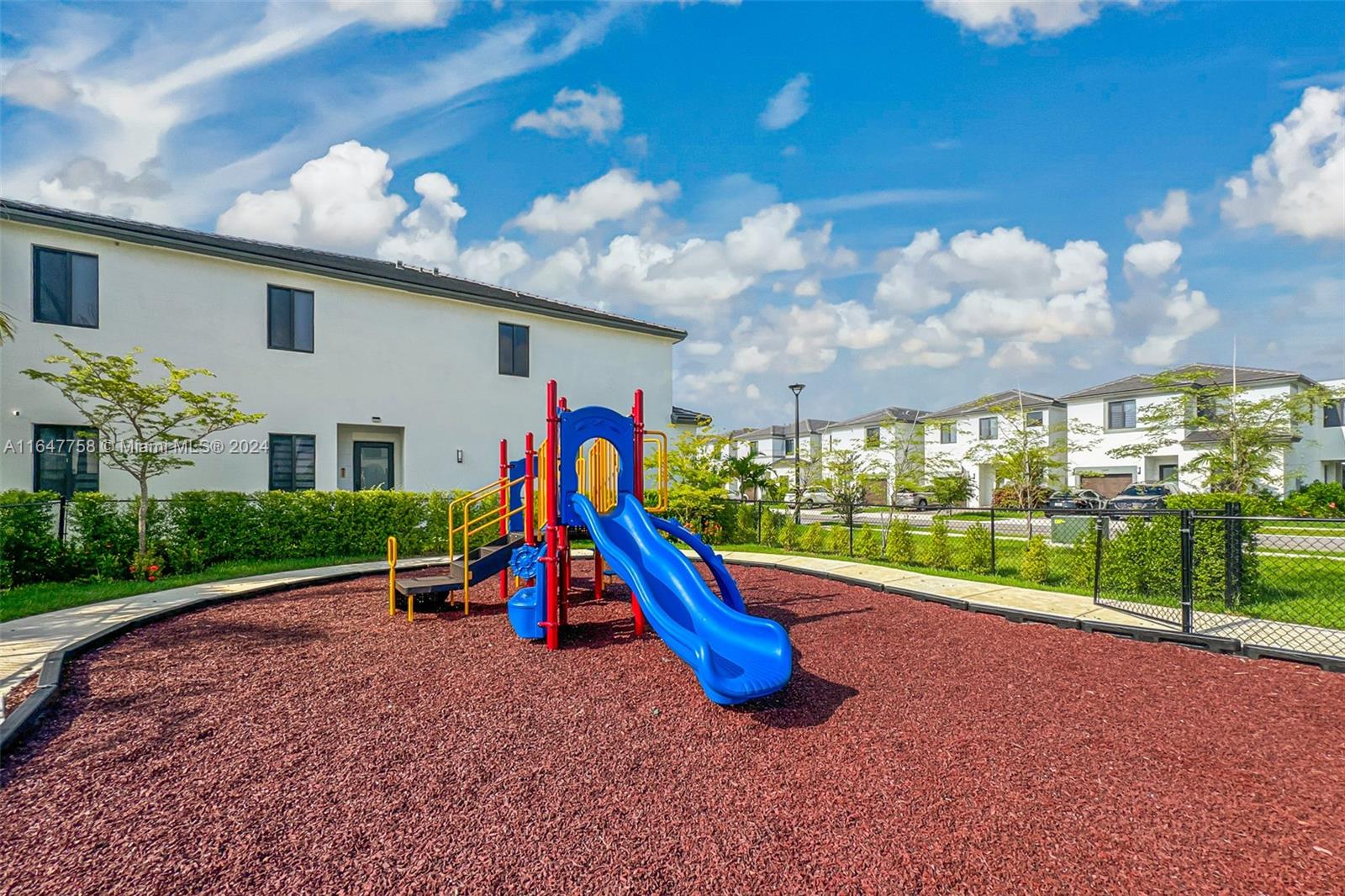 CENTURY GARDENS SOUTH - Residential