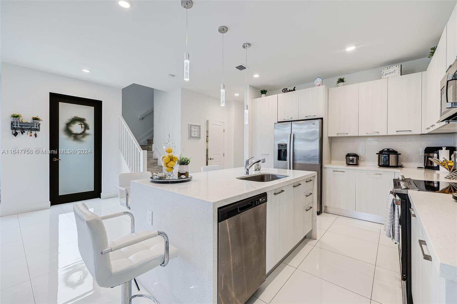 CENTURY GARDENS SOUTH - Residential