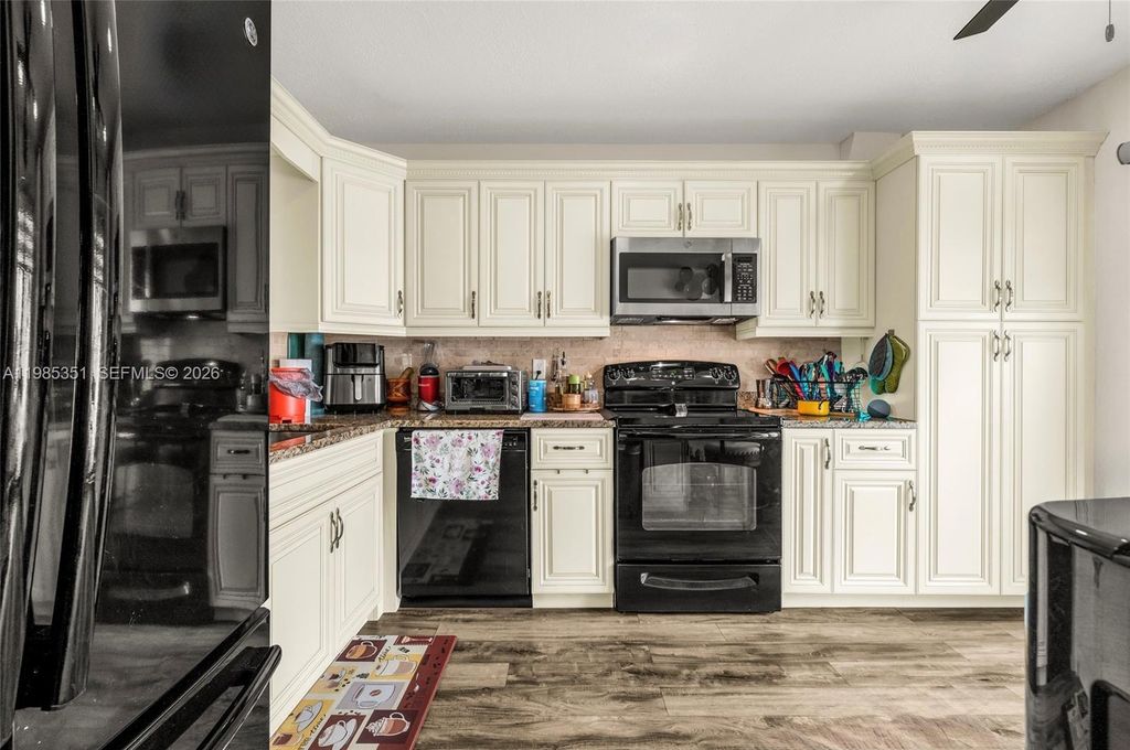 Photo of 2640 W Gately Dr W #1102, West Palm Beach, FL 33415 (MLS # A11985351)