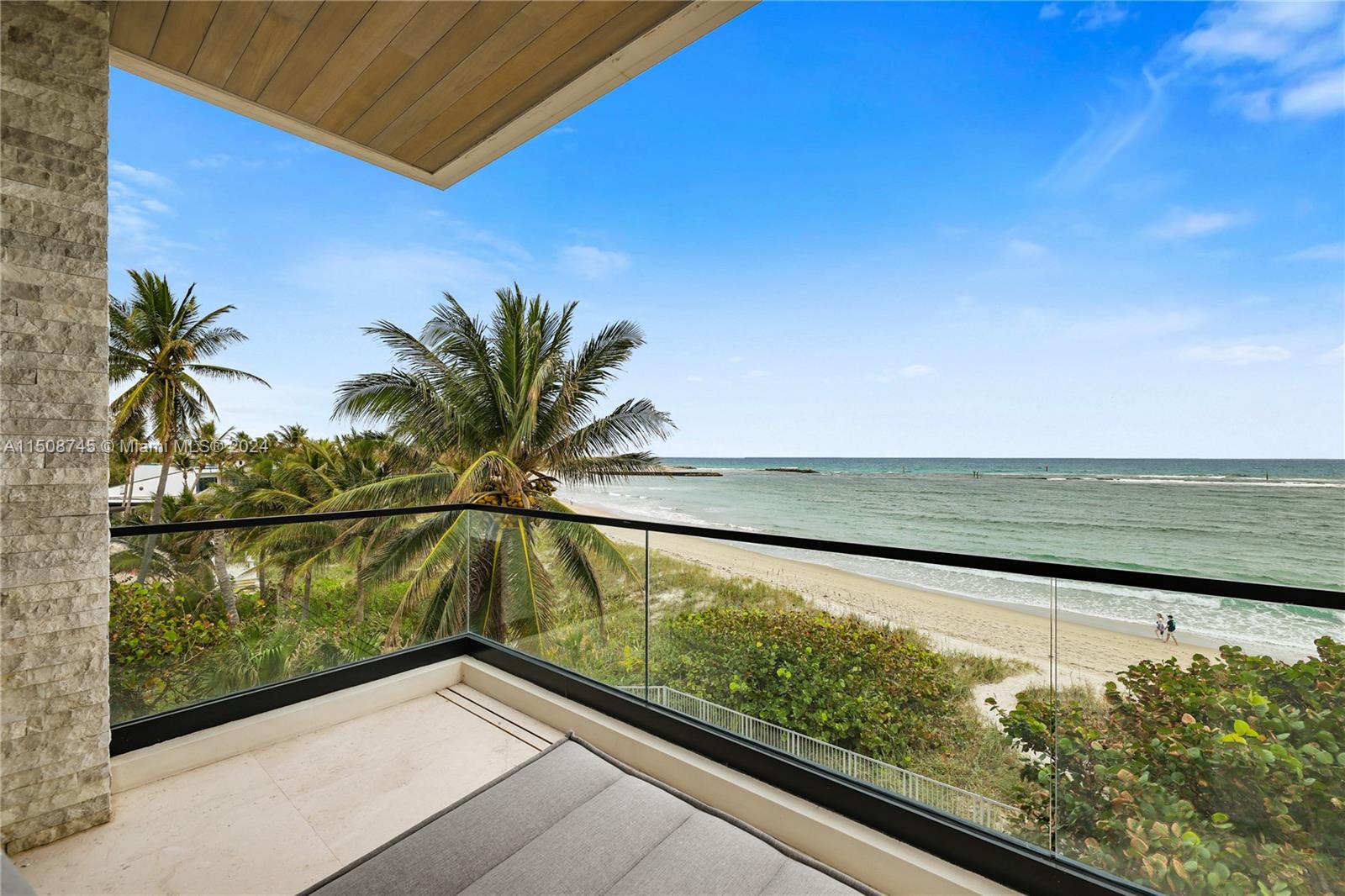 HILLSBORO SHORES SEC - Residential
