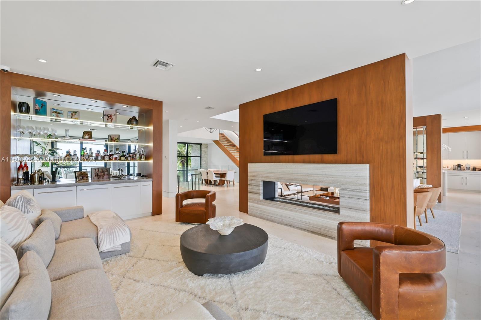 HILLSBORO SHORES SEC - Residential