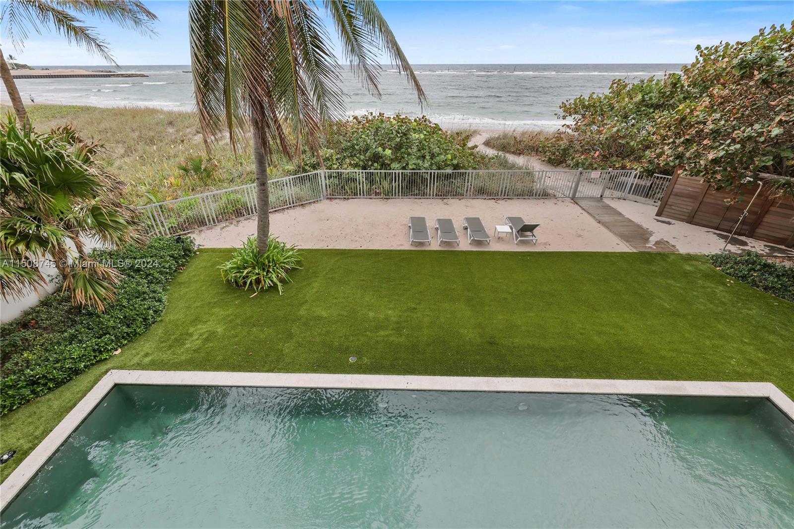 HILLSBORO SHORES SEC - Residential