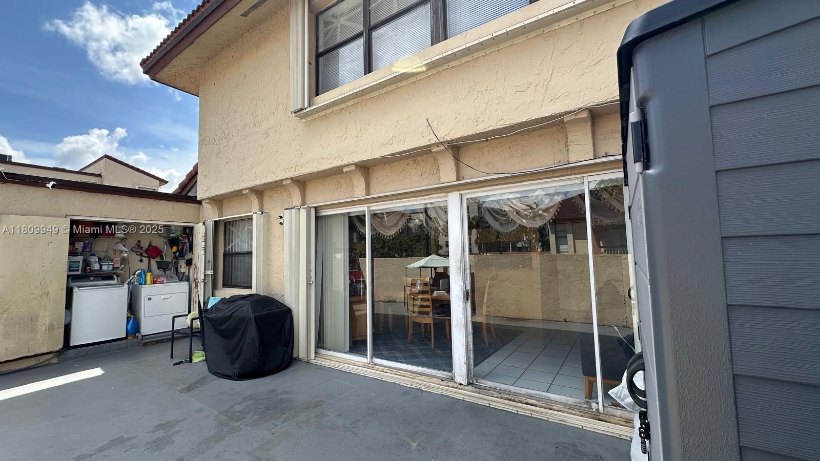 WINDSONG LAKES CONDO - Residential