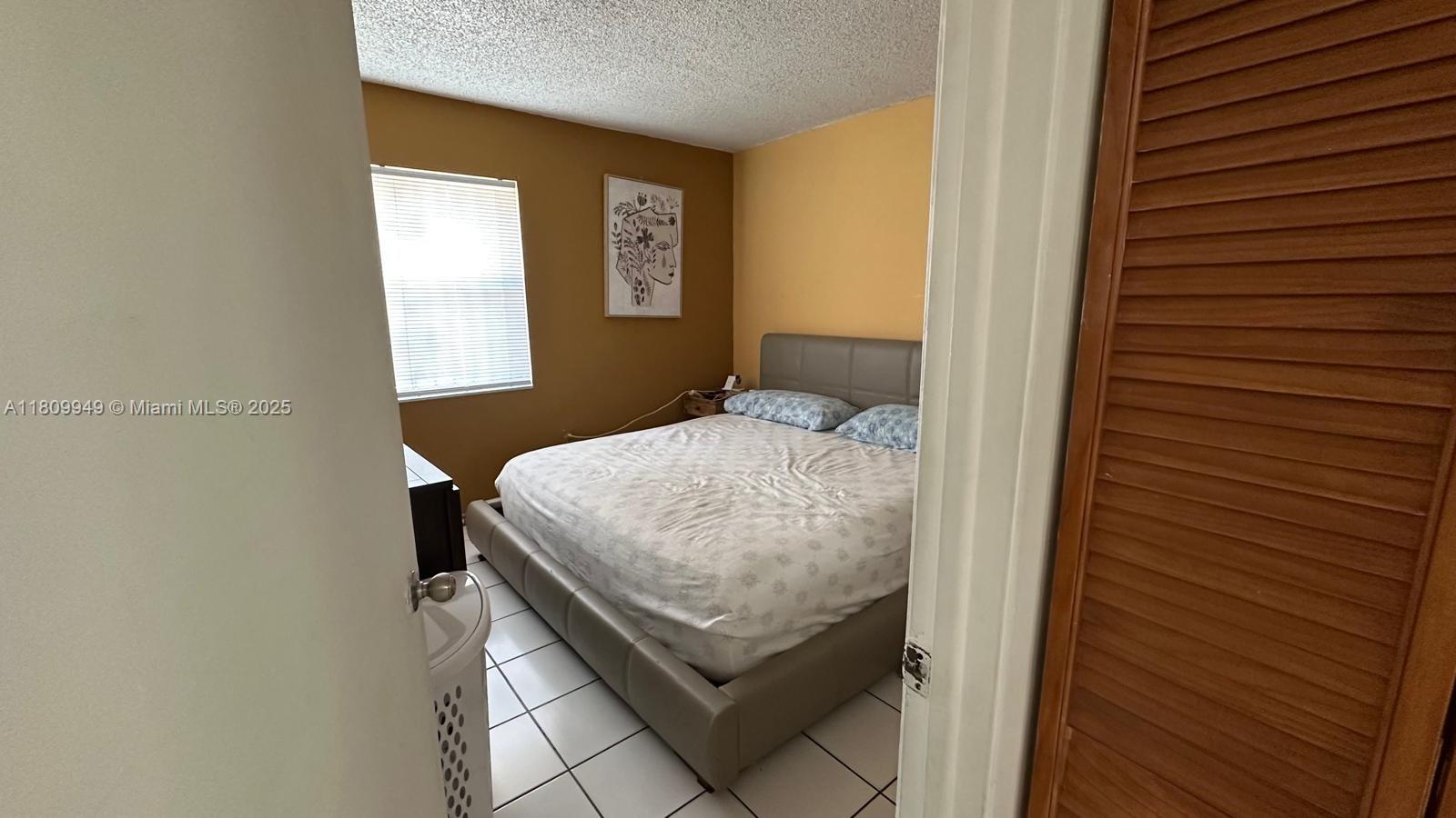 WINDSONG LAKES CONDO - Residential