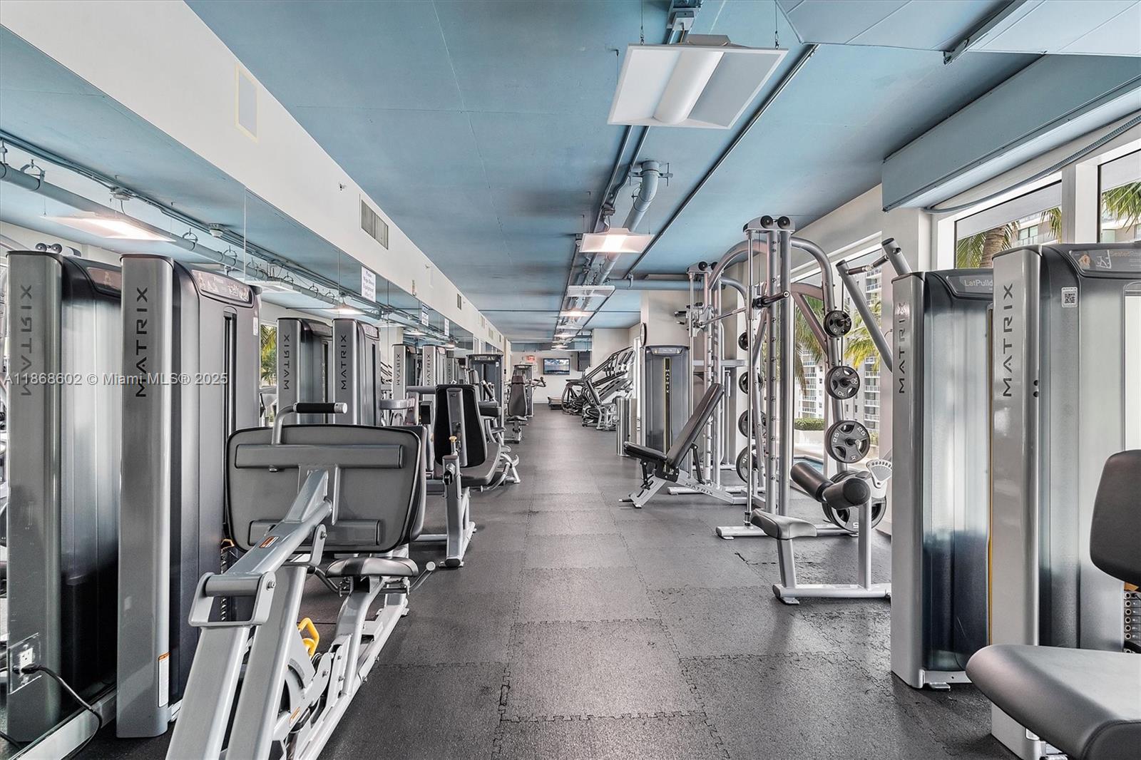 INFINITY AT BRICKELL COND - Residential