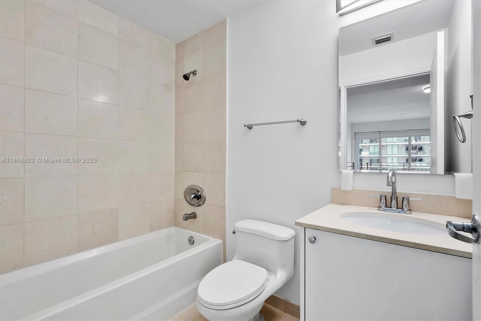 INFINITY AT BRICKELL COND - Residential