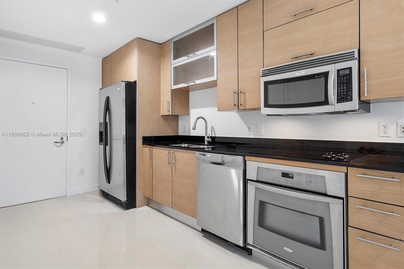 INFINITY AT BRICKELL COND - Residential