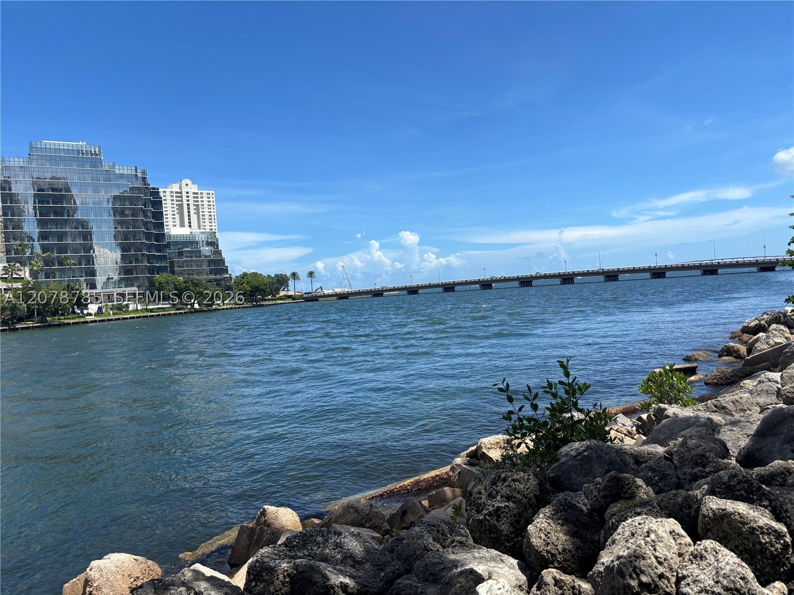 475 Brickell Ave 1410
