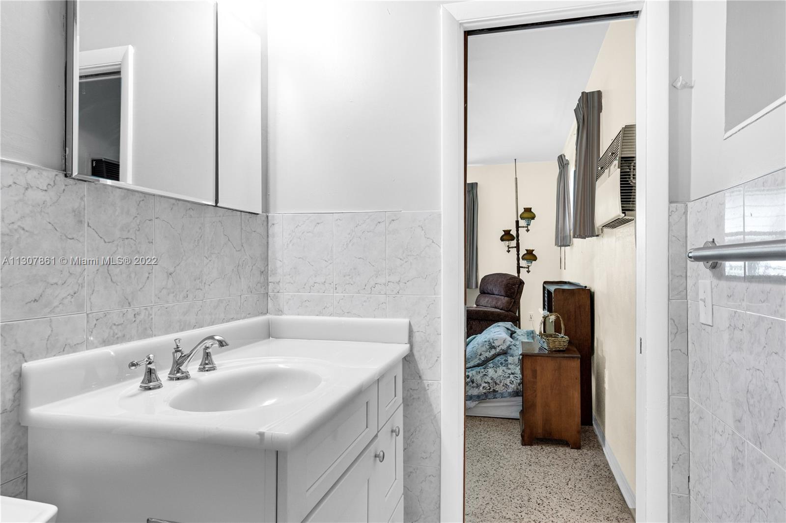 BIRD ROAD TERRACE - Residential