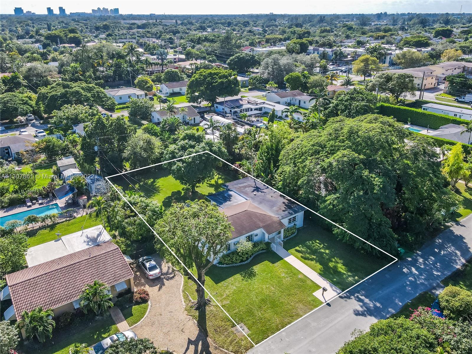BIRD ROAD TERRACE - Residential
