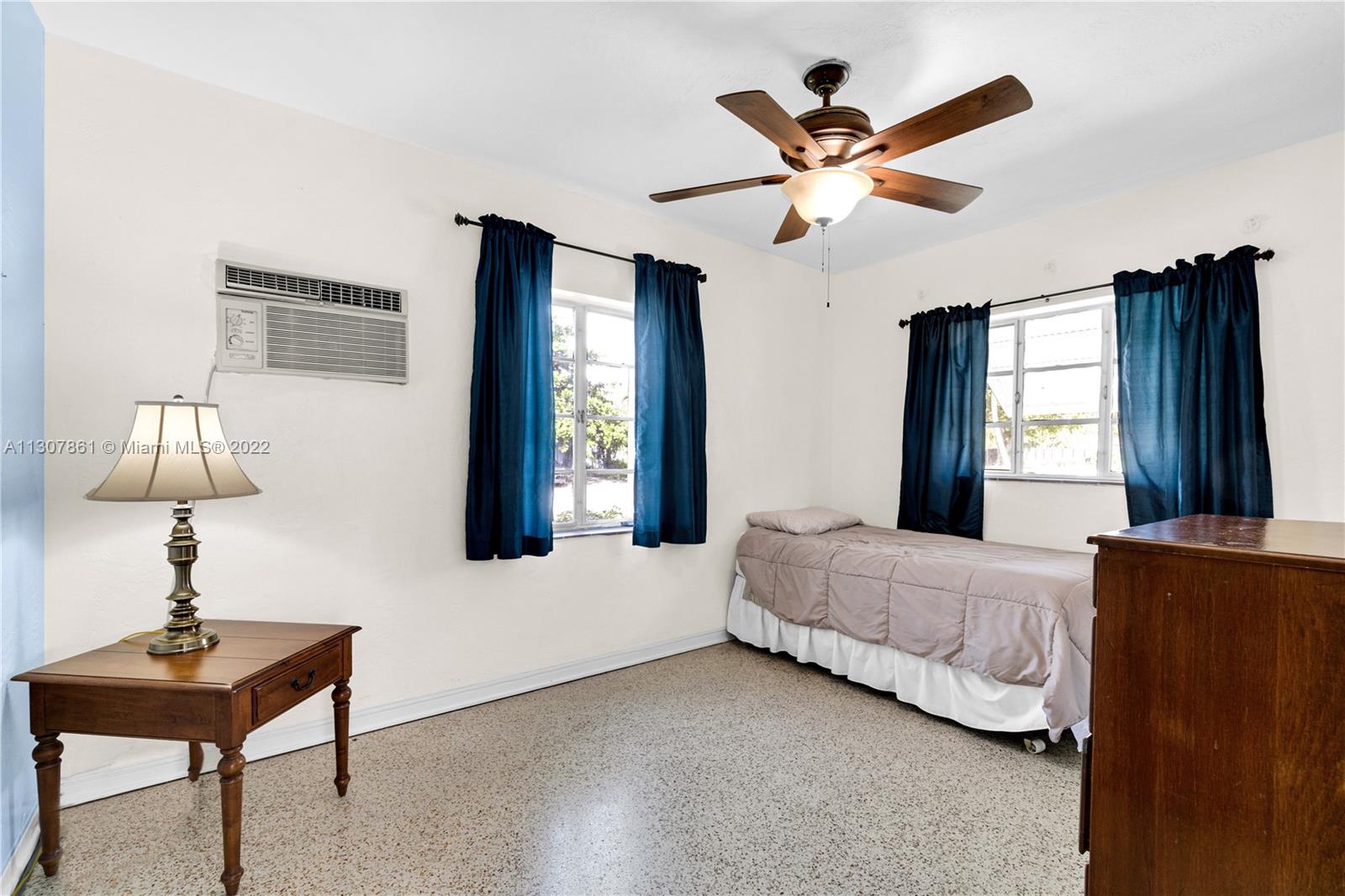 BIRD ROAD TERRACE - Residential