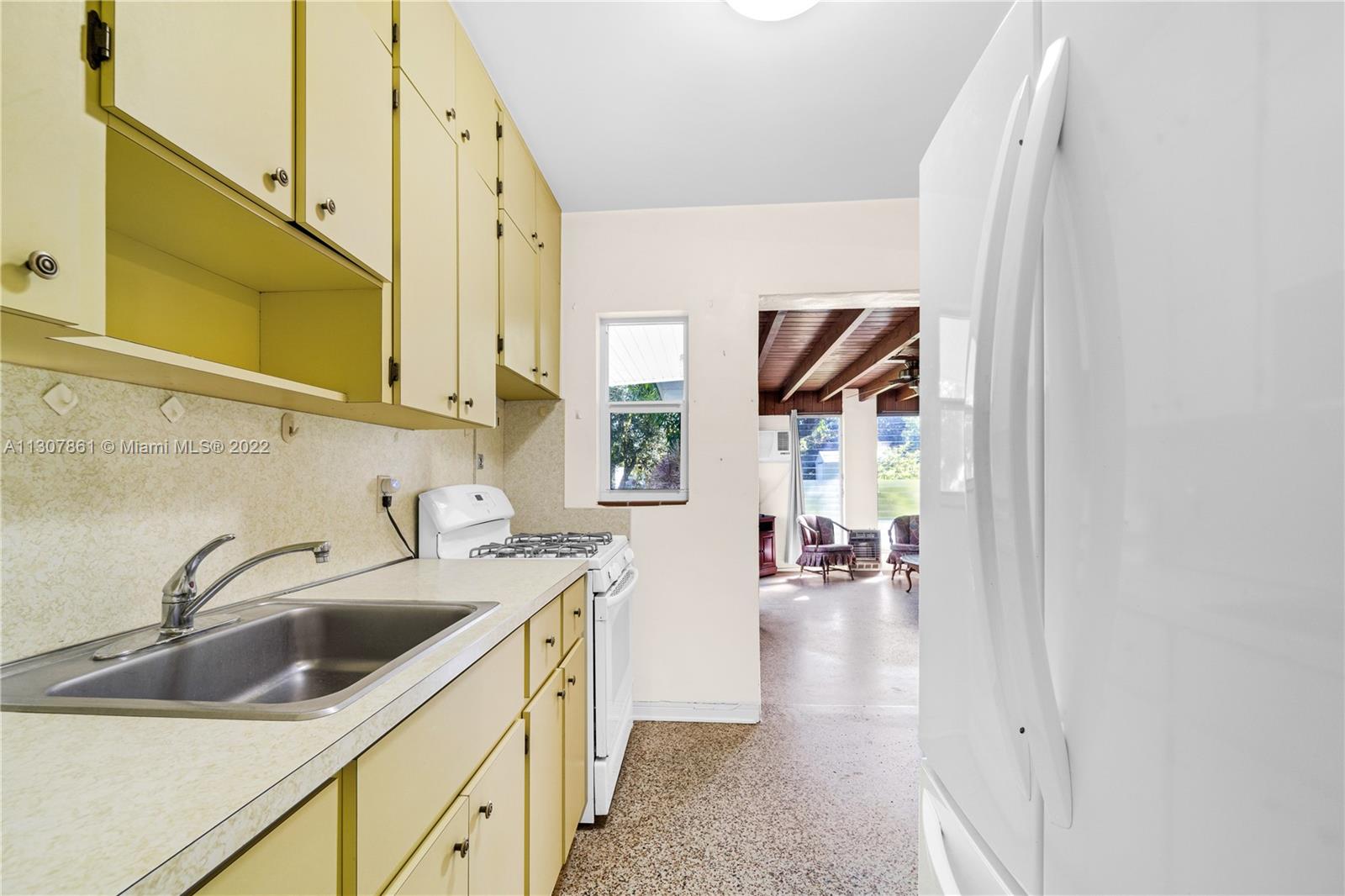 BIRD ROAD TERRACE - Residential