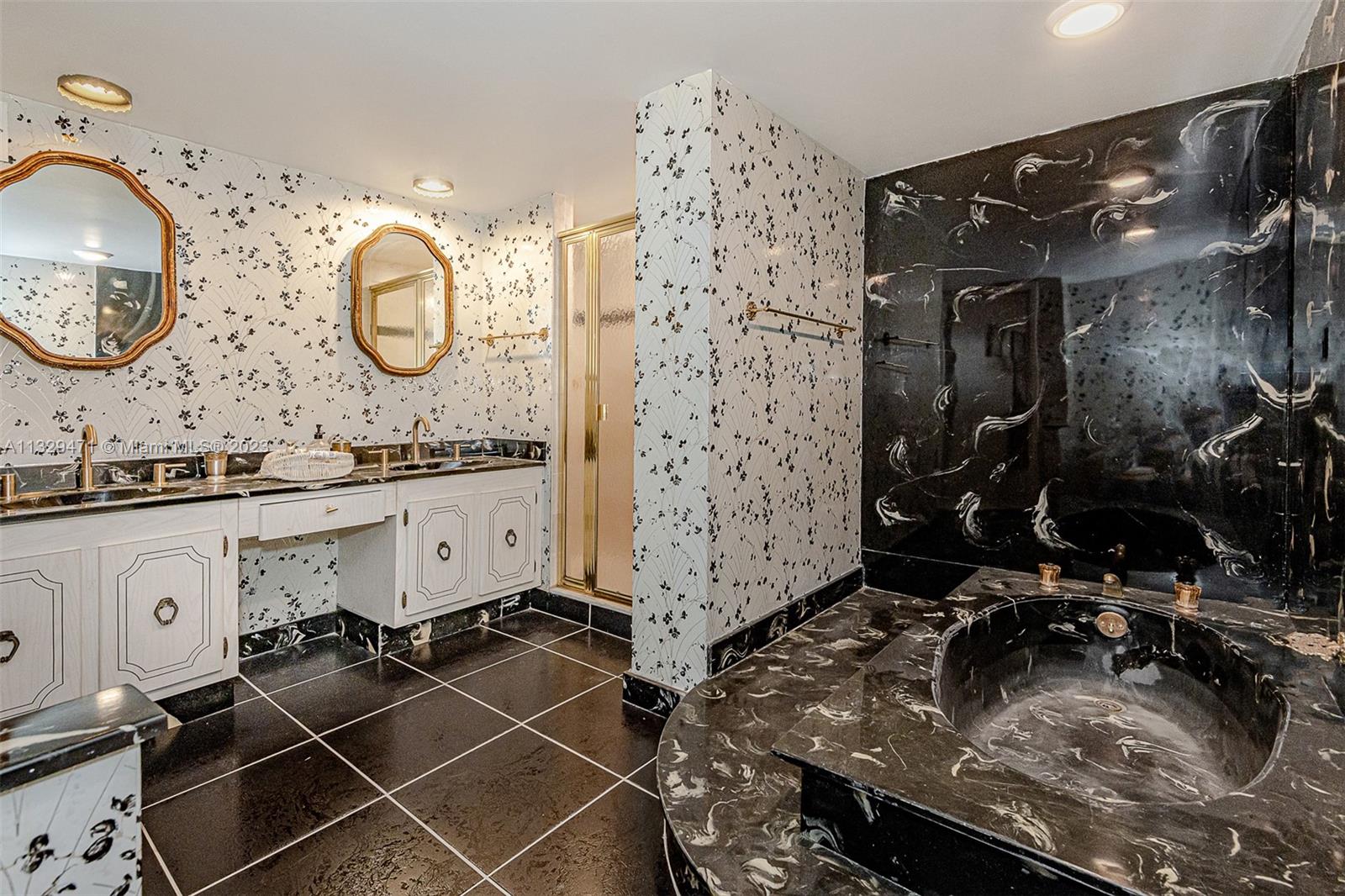Photo 15 of 20 of 1833 S Ocean Dr 201 condo
