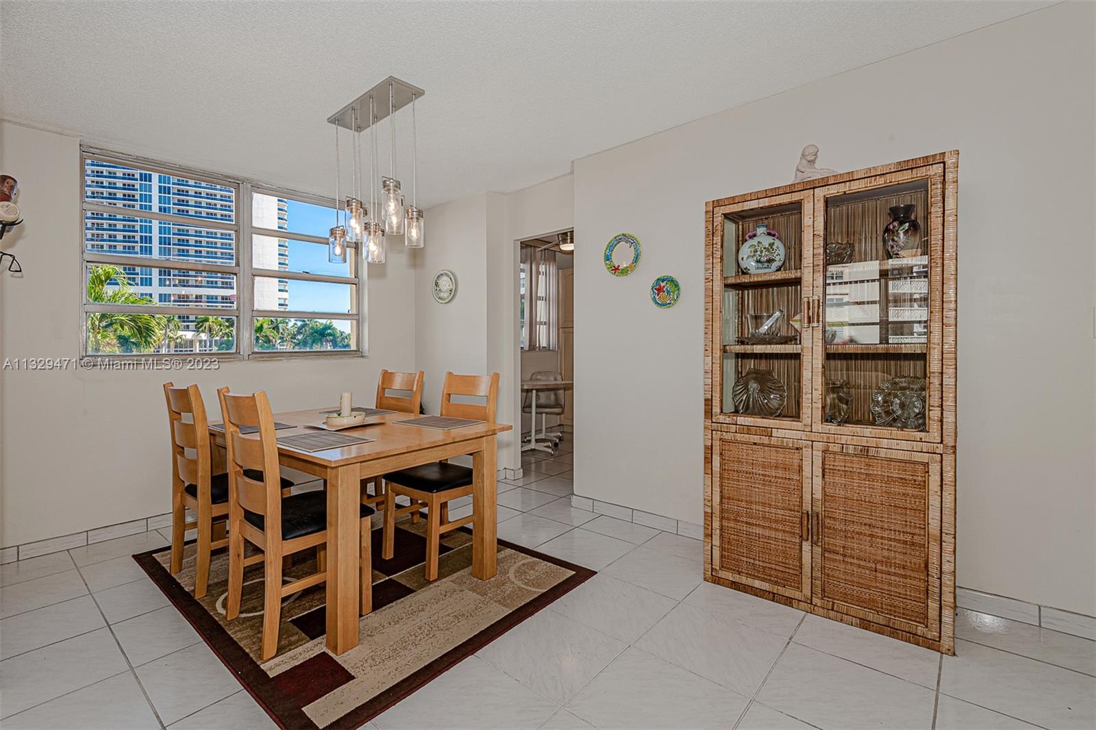 Photo 4 of 20 of 1833 S Ocean Dr 201 condo