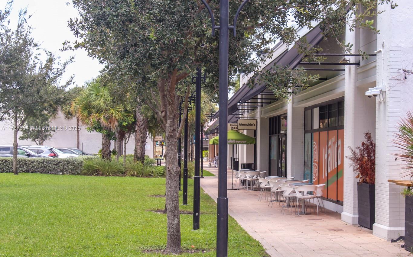 VENTURE AT AVENTURA EAST - Residential