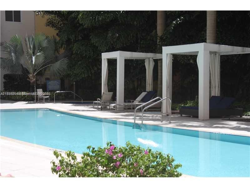 VENTURE AT AVENTURA EAST - Residential