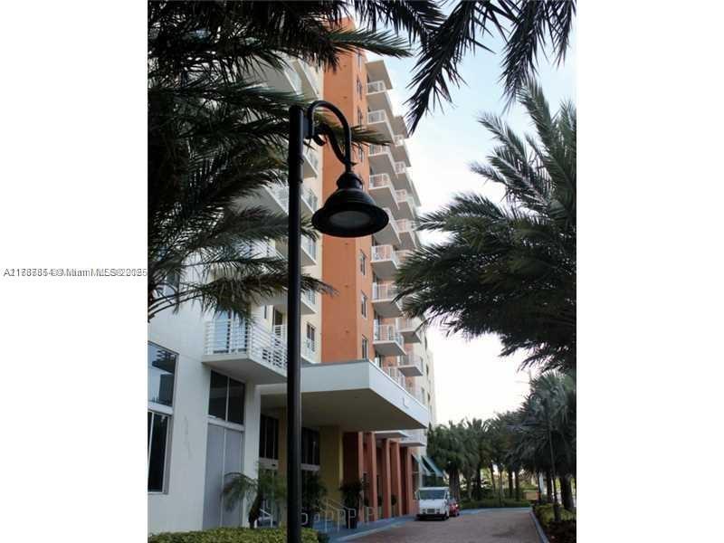 VENTURE AT AVENTURA EAST - Residential