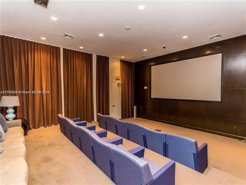 VENTURE AT AVENTURA EAST - Residential