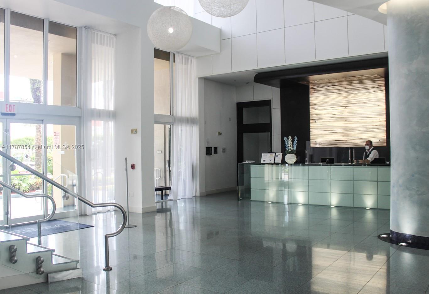 VENTURE AT AVENTURA EAST - Residential