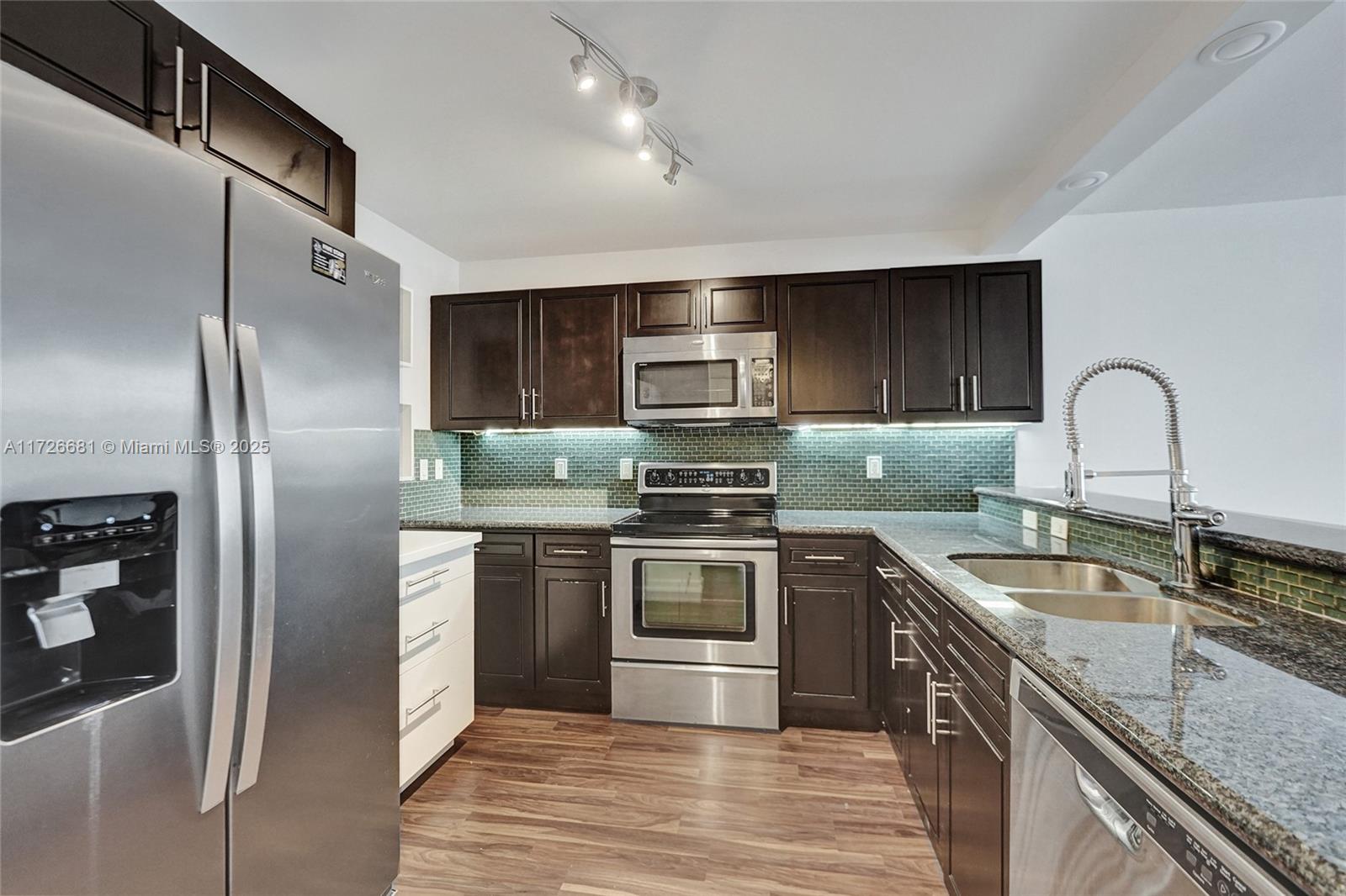 EAST POINT TOWERS CONDO - Residential