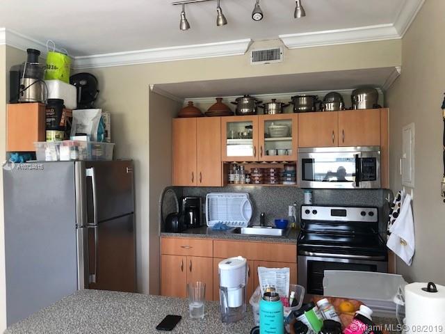 THE SHERIDAN CONDO - Residential Lease