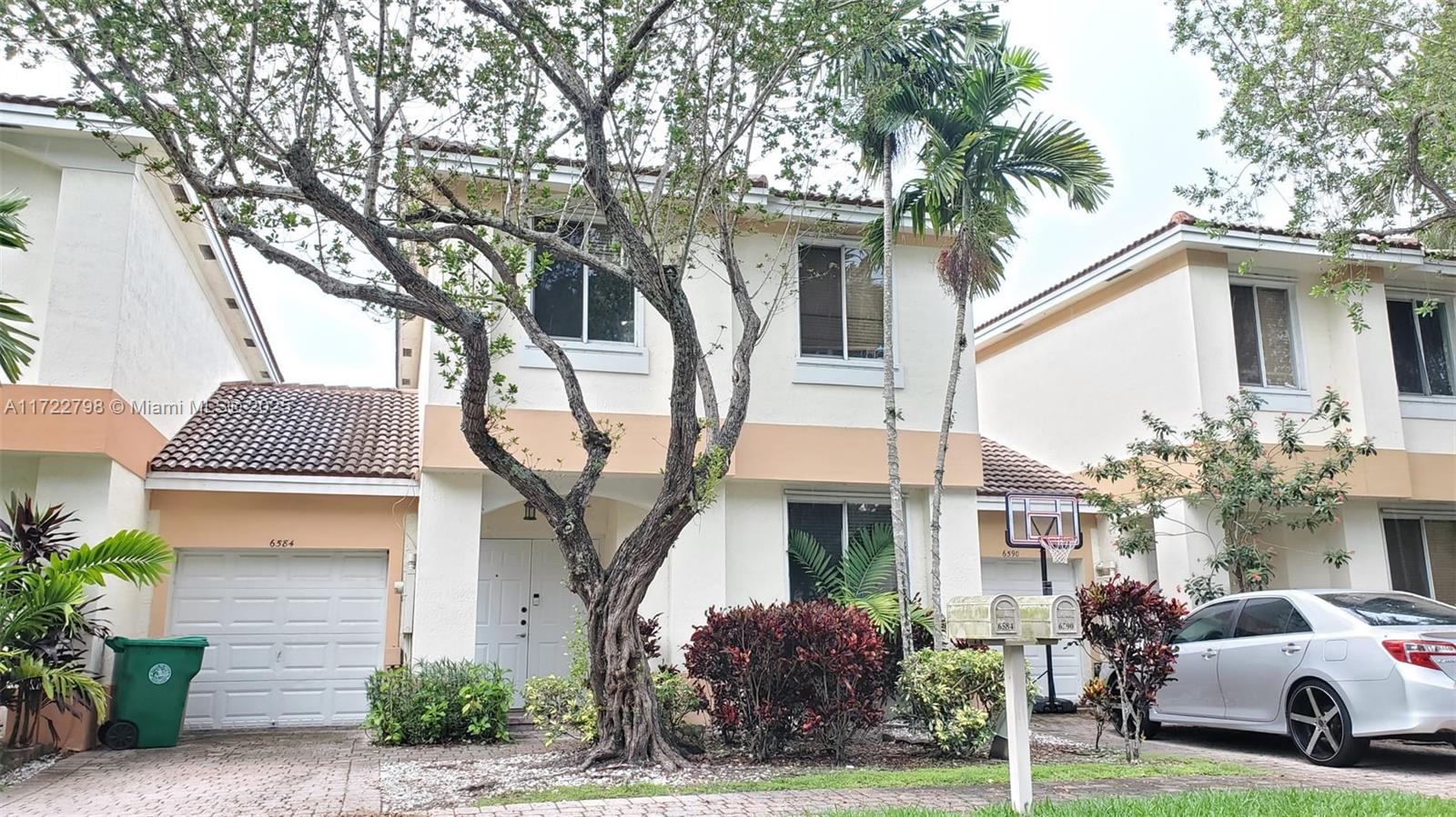 Rental Property at 6584 Hidden Cove Dr 5-5, Davie, Broward County, Florida - Bedrooms: 3 
Bathrooms: 3  - $2,950 MO.