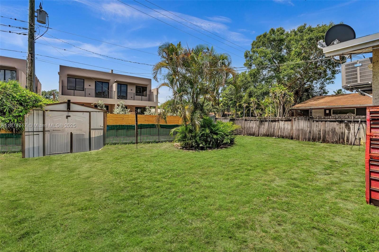 LAUDERDALE - Residential Income