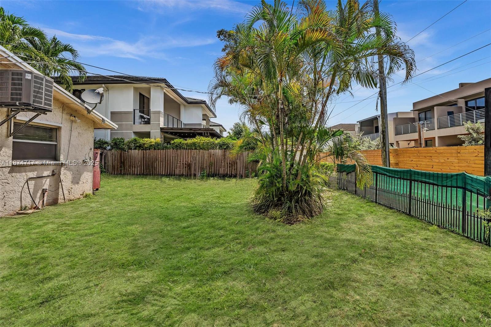 LAUDERDALE - Residential Income