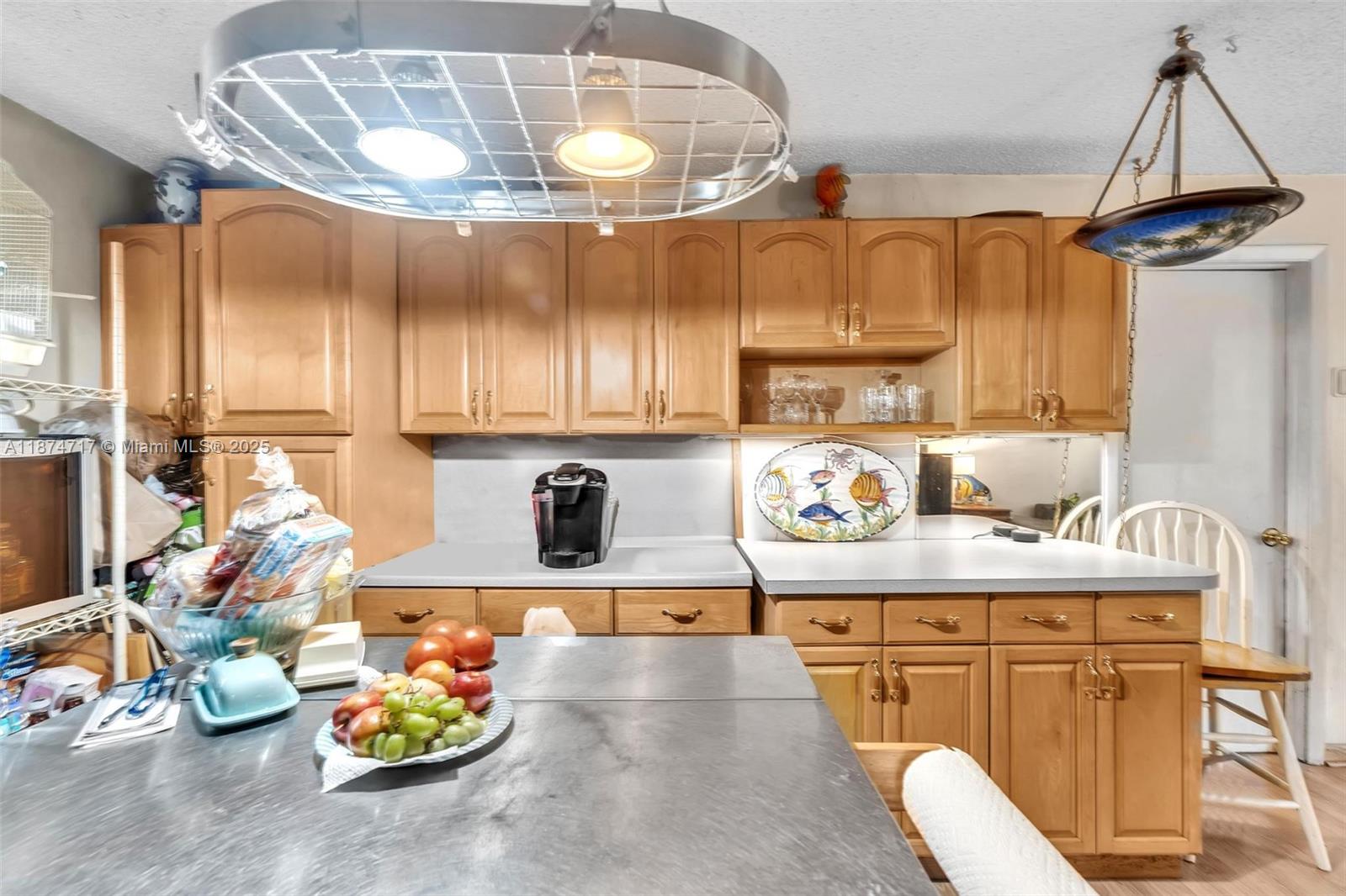 LAUDERDALE - Residential Income