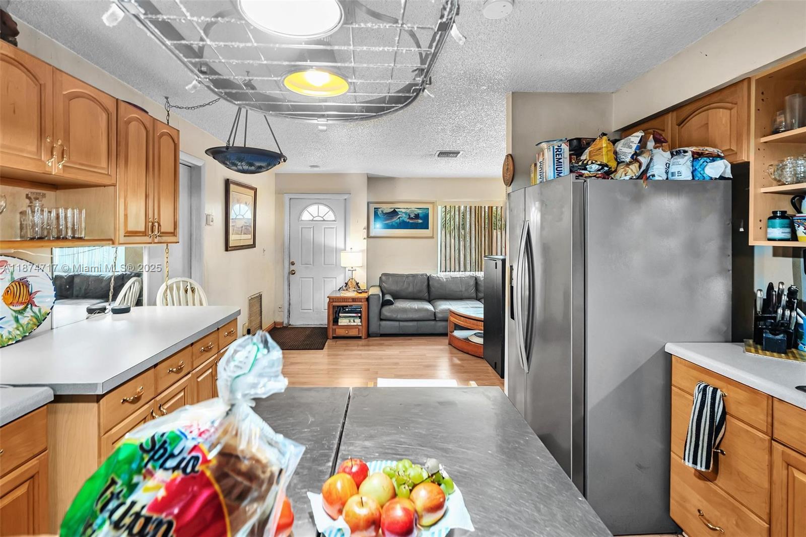 LAUDERDALE - Residential Income