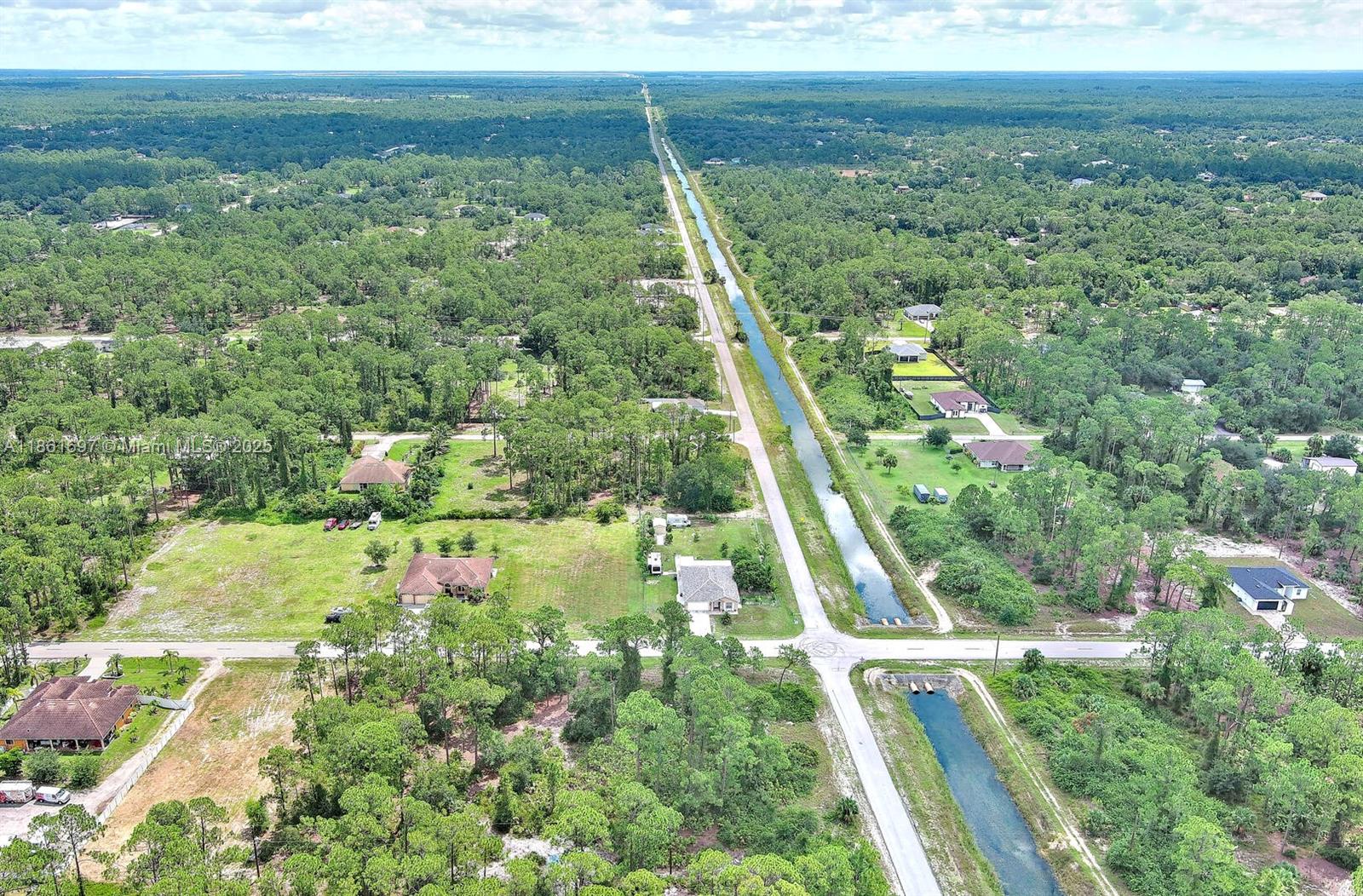 LEHIGH ACRES - Land