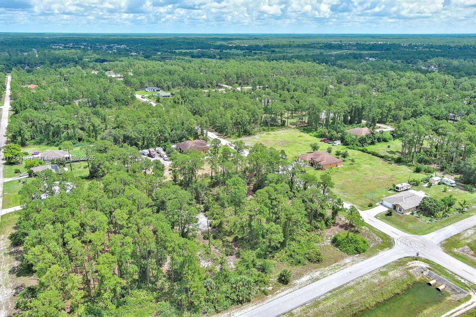 LEHIGH ACRES - Land