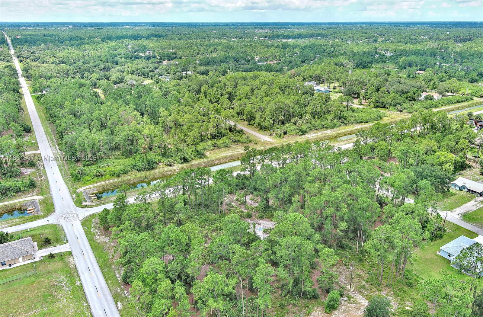 LEHIGH ACRES - Land