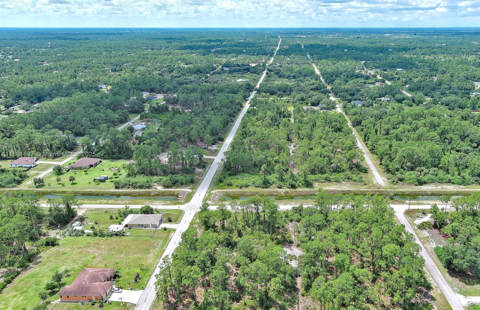 LEHIGH ACRES - Land