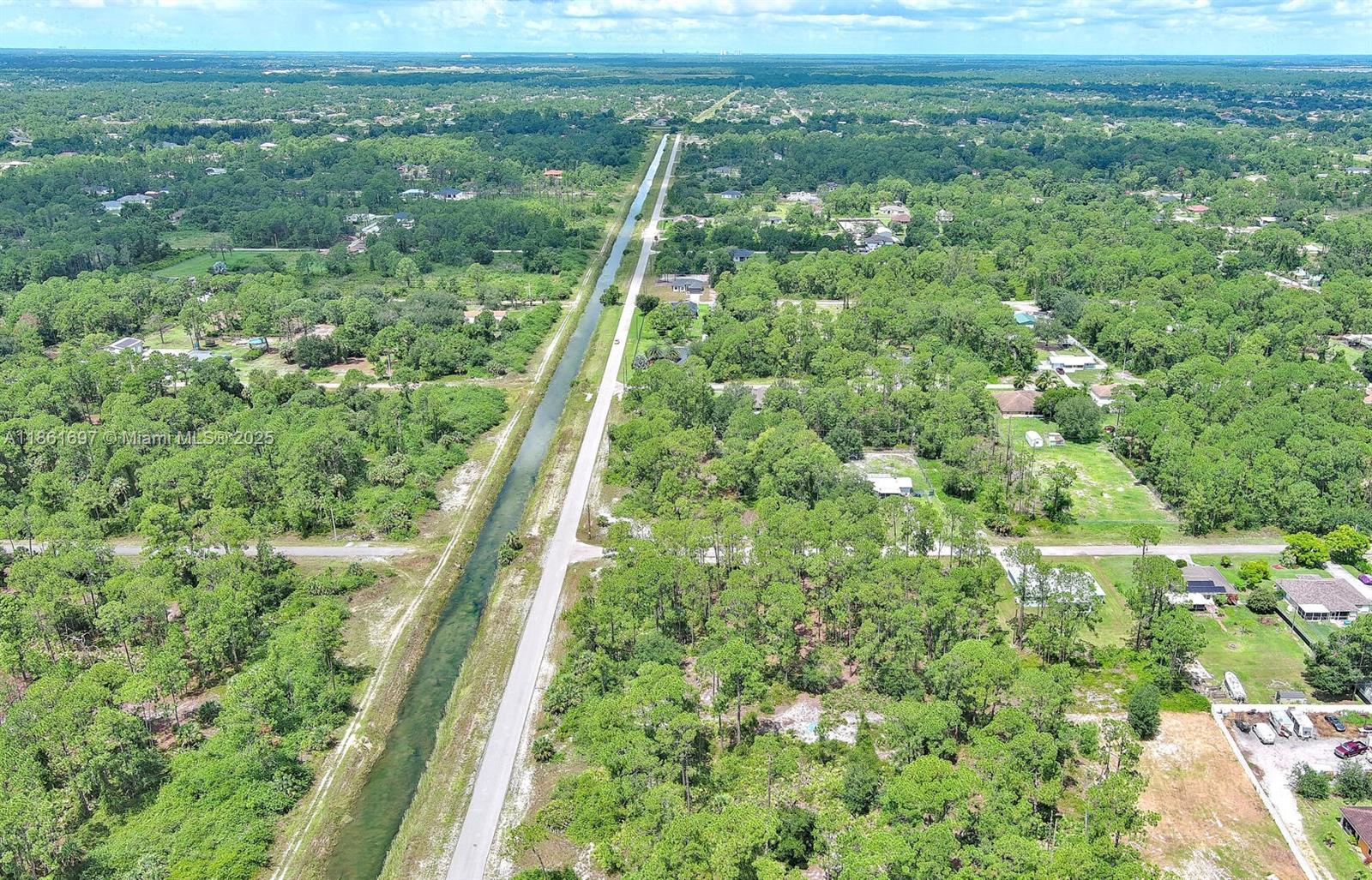 LEHIGH ACRES - Land
