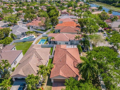 814 Kapok Way Weston FL 33327