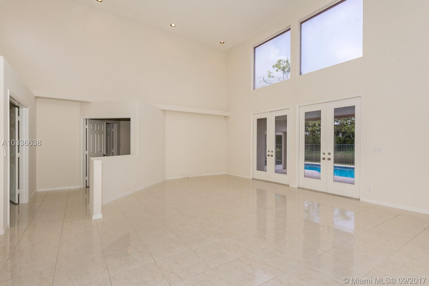 SUNSET SPRINGS - Residential