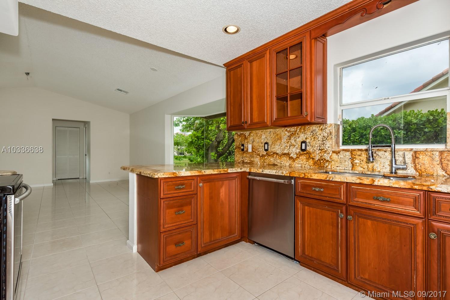 SUNSET SPRINGS - Residential