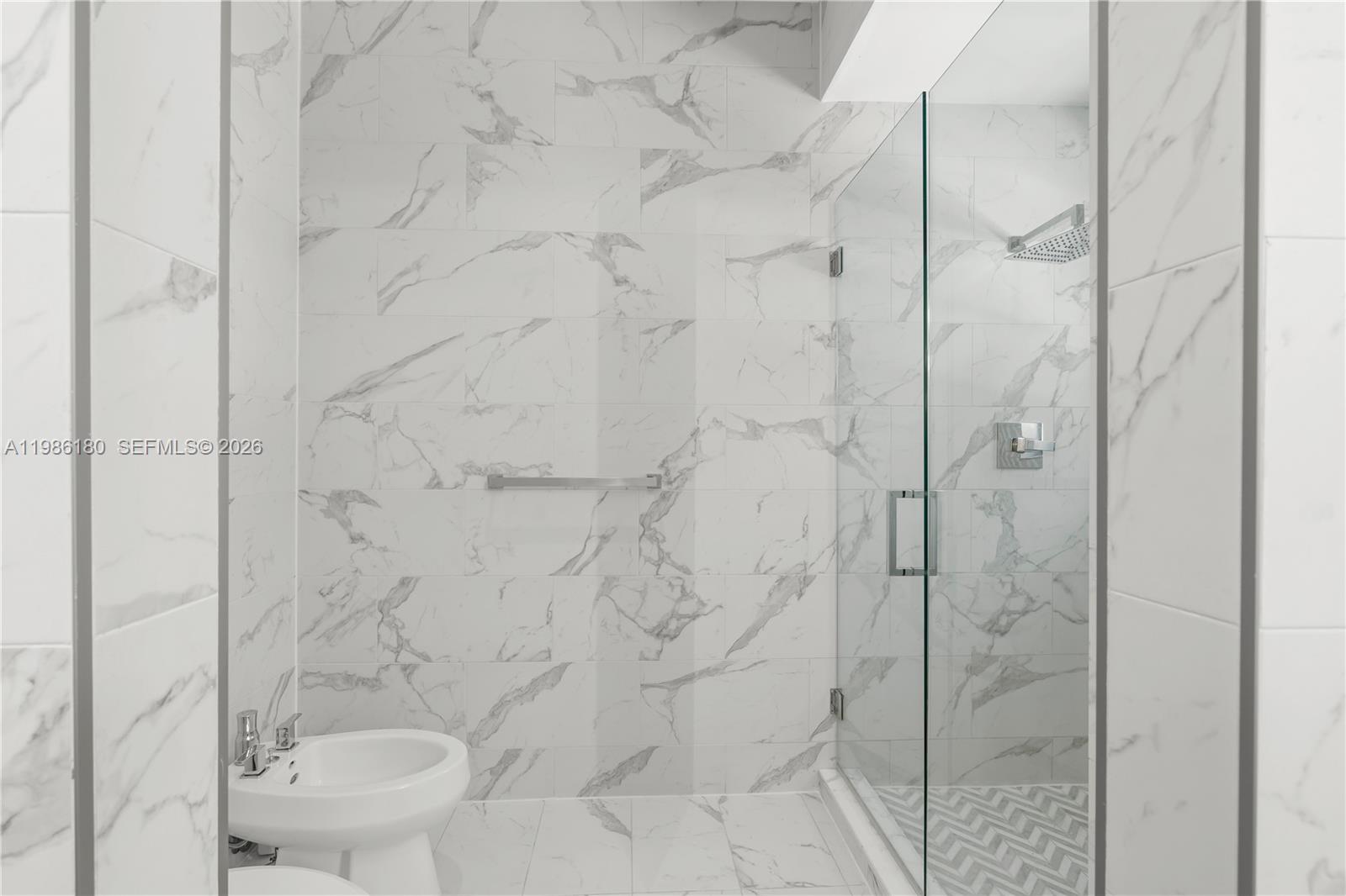 CORAL GABLES SEC B - Residential Lease