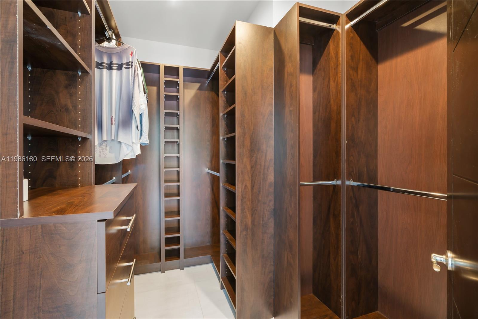 CORAL GABLES SEC B - Residential Lease