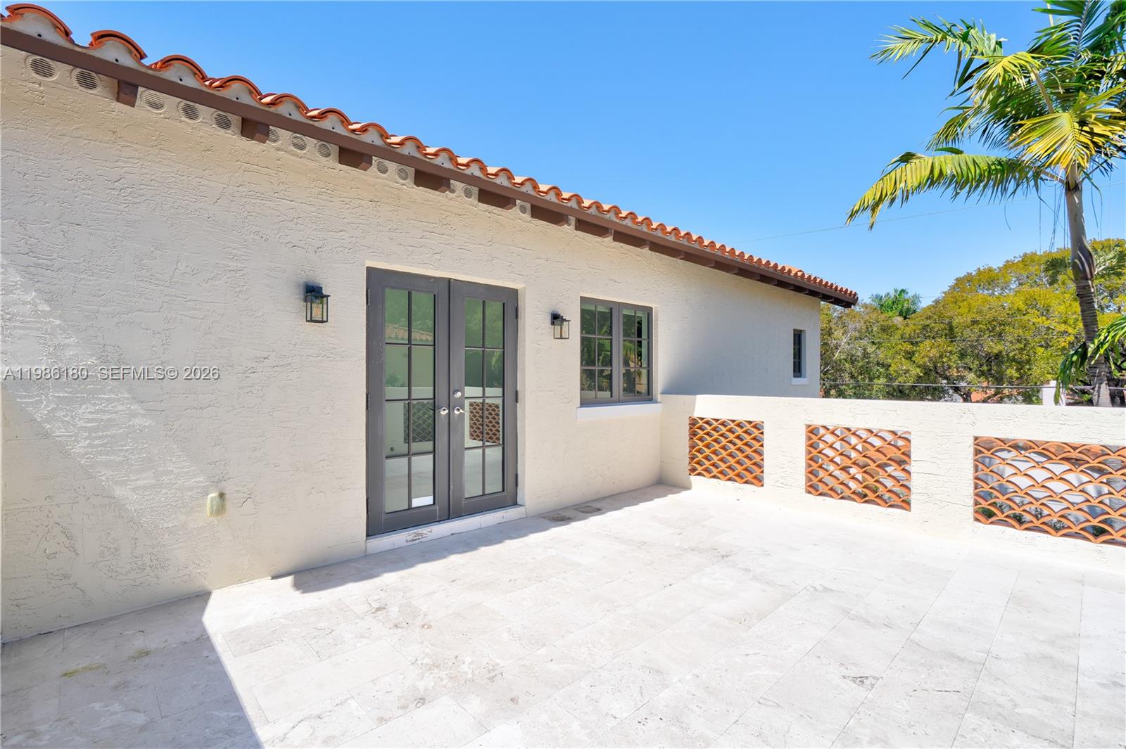 CORAL GABLES SEC B - Residential Lease