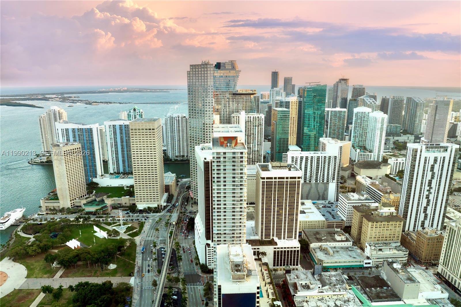 ONE MIAMI WEST - Residential