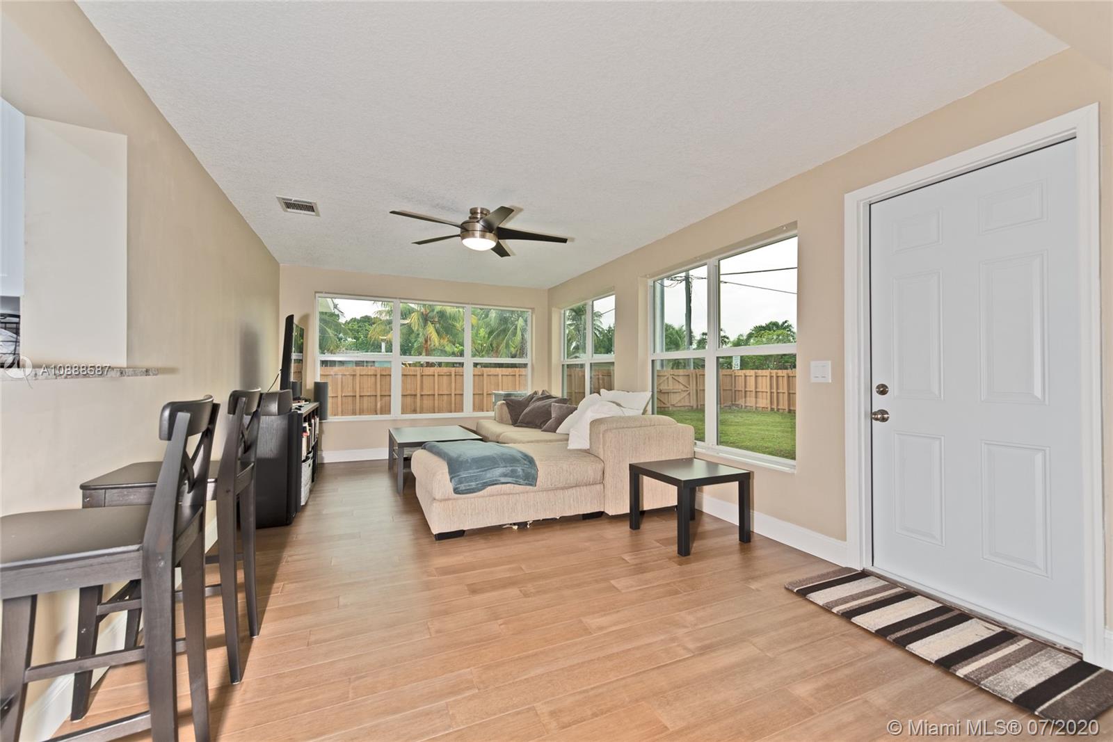 LYONS PARK - Residential