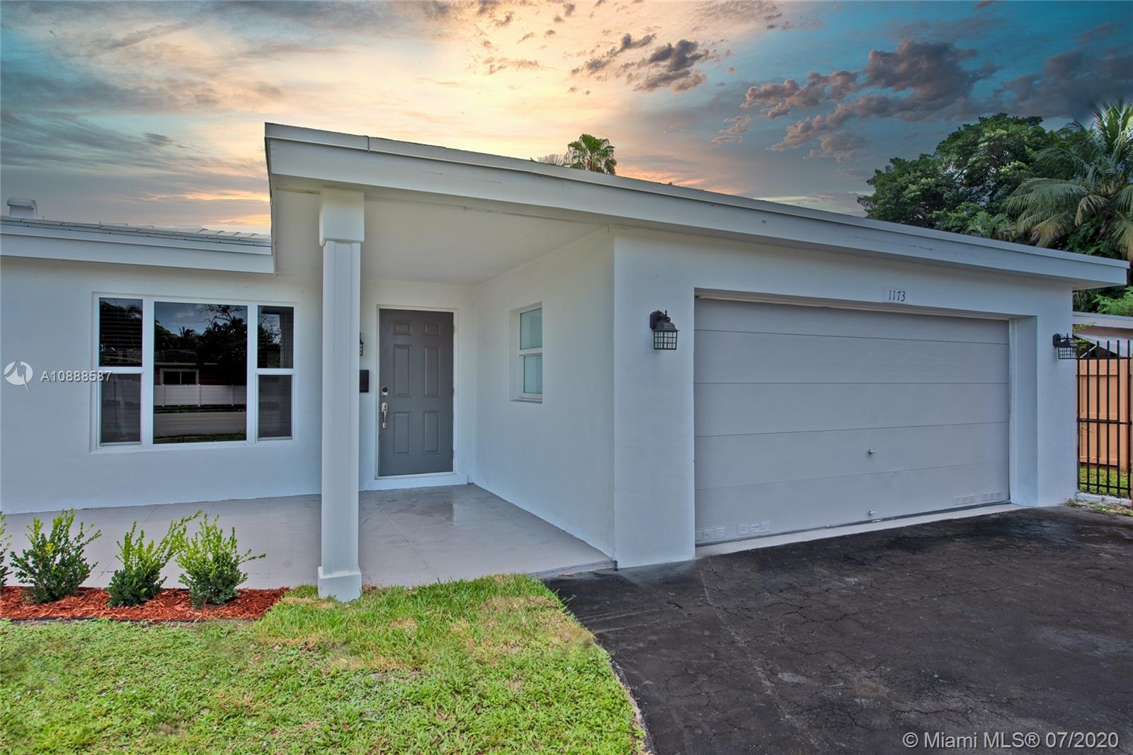 LYONS PARK - Residential